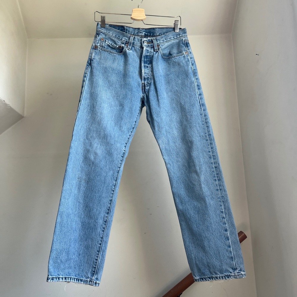 Vintage Levis 501 Jeans 31 Light Wash Straight Leg Button Fly Faded Denim Worn